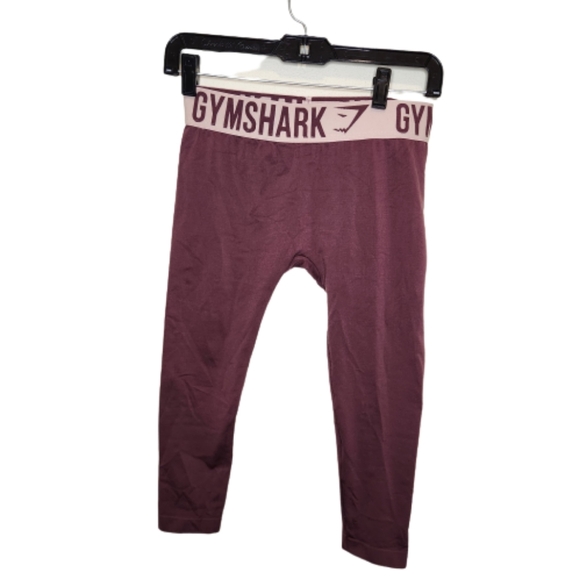 Gymshark Pants - GYMSHARK Women's Burgundy Cropped Leggings XS
